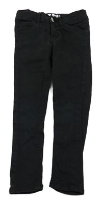 Čierne skinny rifle Kiabi