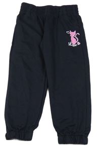 Tmavomodré tepláky s mačkou