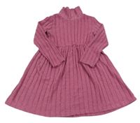 Tmavoružové rebrované úpletové šaty so stojačikom