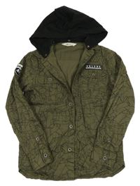 Khaki vzorovaná košile s nášivkami a odepínací kapucí H&M