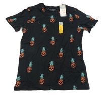 Nové - Černé tričko s ananasy s lebkami Primark