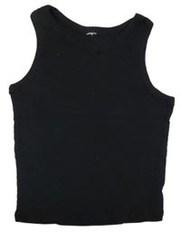 Čierny rebrovaný crop top