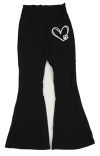 Čierne bootcut legíny so srdiečkom
