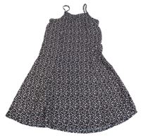 Čierne kvetované šaty C&A