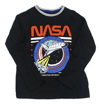 Čierne tričko s raketou a nápisem - NASA