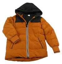 Hnědo-černá šusťáková zimní bunda s kapucí Hema