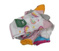 Nové - 5x ponožky - bílé s duhami + šedé melírované s pruhy + růžové se srdíčky + bílé s pruhy + modro-bílé pruhované Matalan