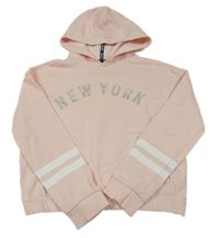 Svetloružová crop mikina s nápisom a kapucňou