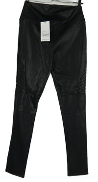 Nové - Dámské černé koženkové tregíny J´Aime La Vie 