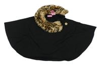 Čierne teplákové pončo s kožúškom