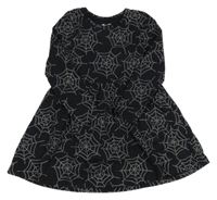 Čierne šaty s pavučinkami Tu