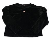 Čierna zamatová oversize crop mikina so srdiečkom a volánikmi