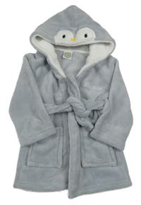 Šedo-bílý chlupatý župan s nápisem a kapucí