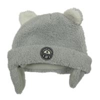 Šedá huňatá čepice s nášivkou a oušky KIABI