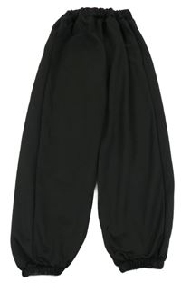 Čierne športové tepláky