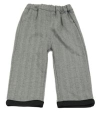 Sivo-čierne vzorované teplákové nohavice