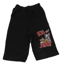 Čierne teplákové kraťasy s Tomem a Jerrym