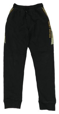 Černo-khaki tepláky s nápisom Nutmeg
