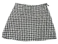 Čierno-biela kockovaná zavinovací sukňa Primark