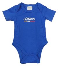 Modré body s nápisom Jazzy