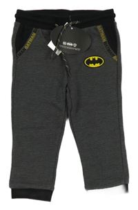 Nové - tmavošedo-černé žebrované tepláky s Batmanem 