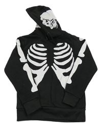 Čierna mikina s kostrou a kapucňou