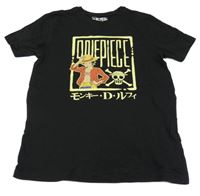 Čierne tričko s nápisom a lebkou