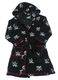 Čierny fleecový župan s logy wrestlingu a kapucňou