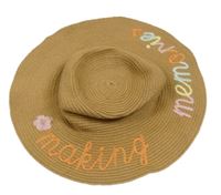 Hnědý slaměný klobouk s nápisem Primark