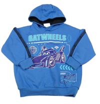 Modrá mikina s autom a nápismi a kapucňou