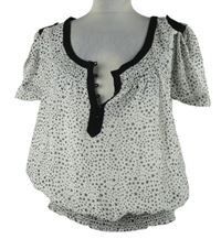 Dámská bílo-černá hvězdičkovaná šifonová halenka Zara 