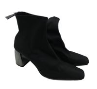 Dámské černé kotníkové boty na podpatku Zara vel. 42