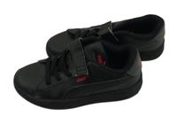 Čierne koženkové topánky s logom Puma vel.33