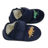 Tmavomodré zateplené bačkory s dinem vel.23