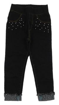 Čierne rifle s korálkami