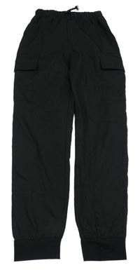 Čierne cargo cuff šušťákové nohavice SHEIN