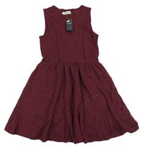 Nové - Vínové kvetované čipkové šaty Abercrombie&Fitch