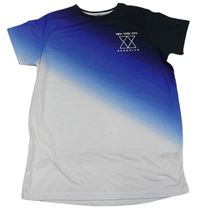 Bílo-modro-tmavomodré ombré tričko s nápisem Primark