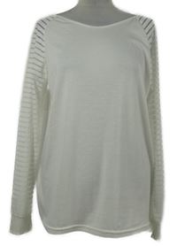 Dámská bílá halenka s lodičkovým výstřihem a pruhovanými rukávy 