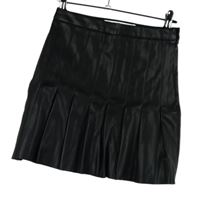Dámská černá skládaná koženková sukně Miss Selfridge vel. 32