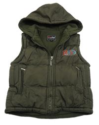 Khaki šušťáková zateplená vesta s nápisom a kapucňou