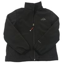 Čierna softshellová bunda s logom McKinley