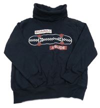 Tmavomodrá mikina so skateboardom a komínovým golierom Yigga