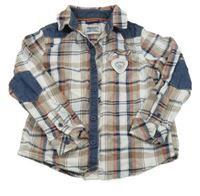 Bielo-hnedo-tmavomodrá kockovaná košeľa s nášivkou Sergent Major