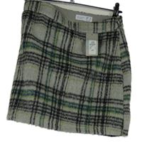 Nové - Dámska sivo-čierno-zelená kockovaná vlnená sukňa Primark