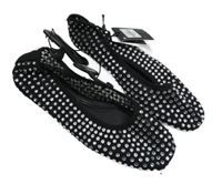 Nové - Dámské černé síťované baleríny s kamínky Primark vel. 39