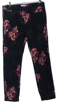 Dámske čierne kvetované sameetovo/riflové nohavice M&Co