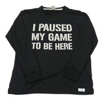 Černé pyžamové triko s nápisy The Pyjama Factory