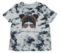 Bielo-sivo-čierne batikované tričko s dívkou