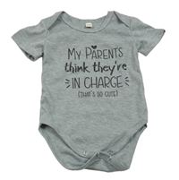 Sivé melírované body s nápisom